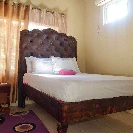 Dancehall Hostel Kingston Bagian luar foto