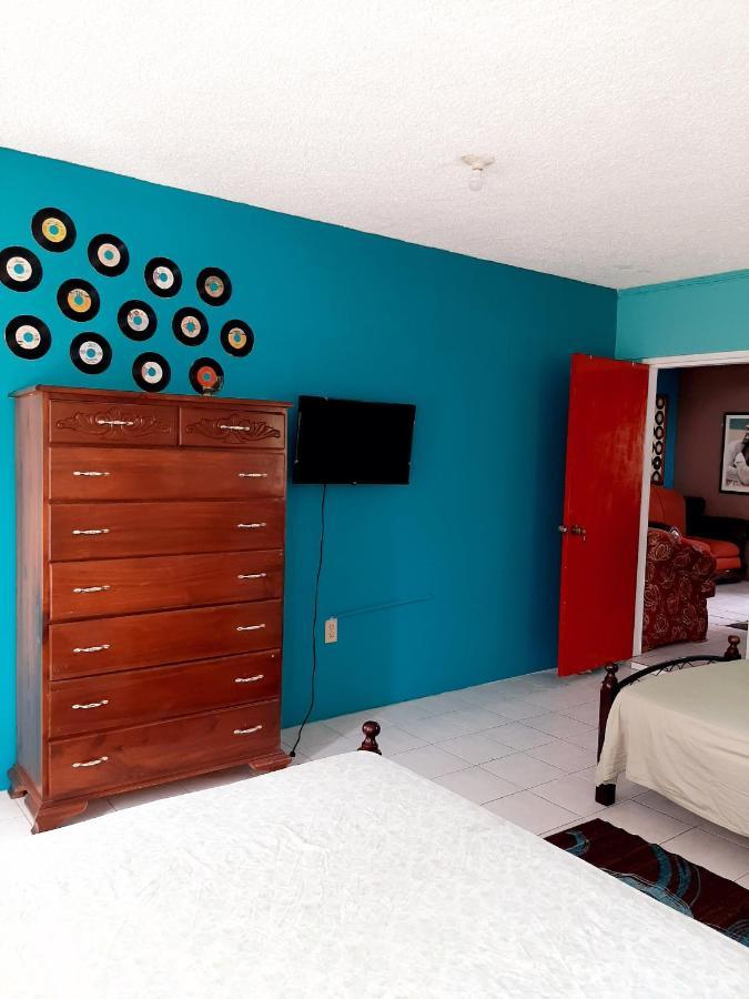 Dancehall Hostel Kingston Bagian luar foto