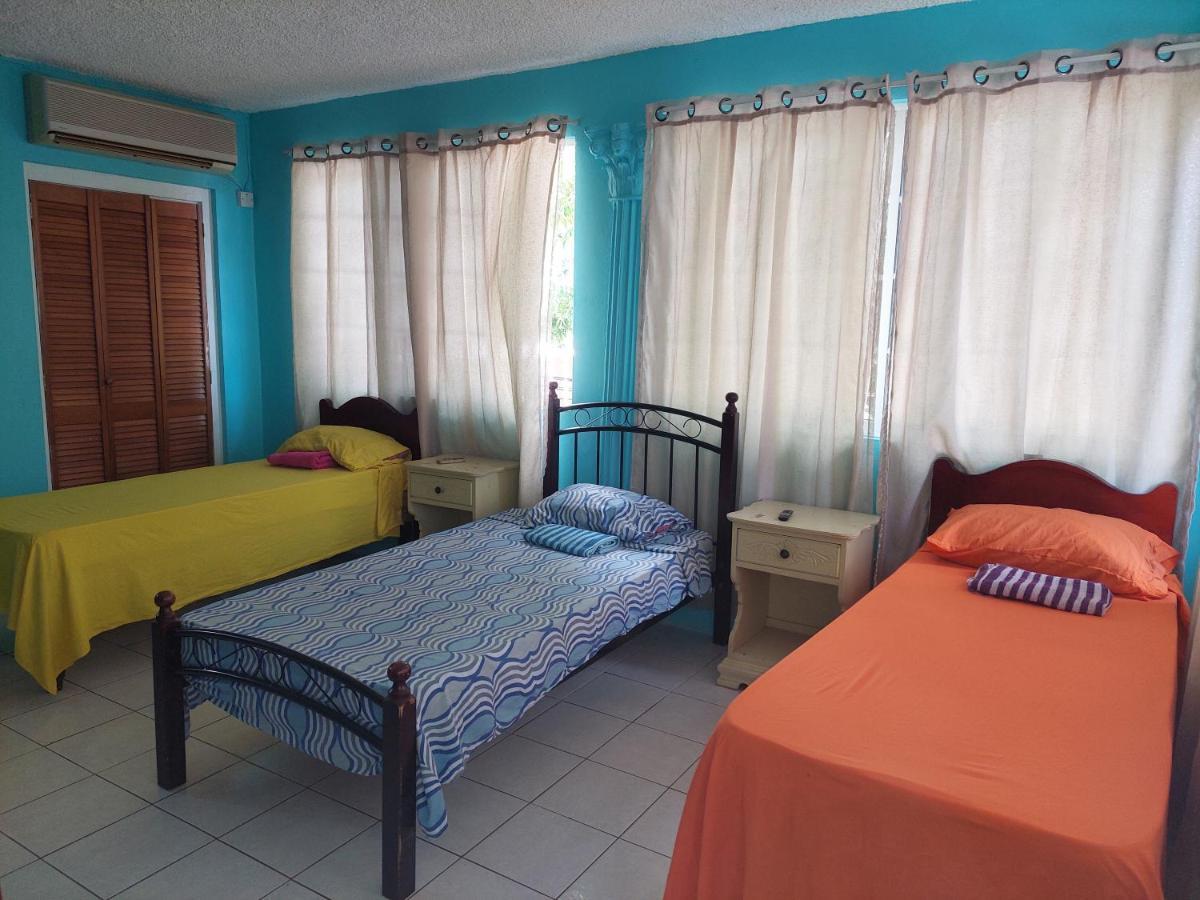 Dancehall Hostel Kingston Bagian luar foto