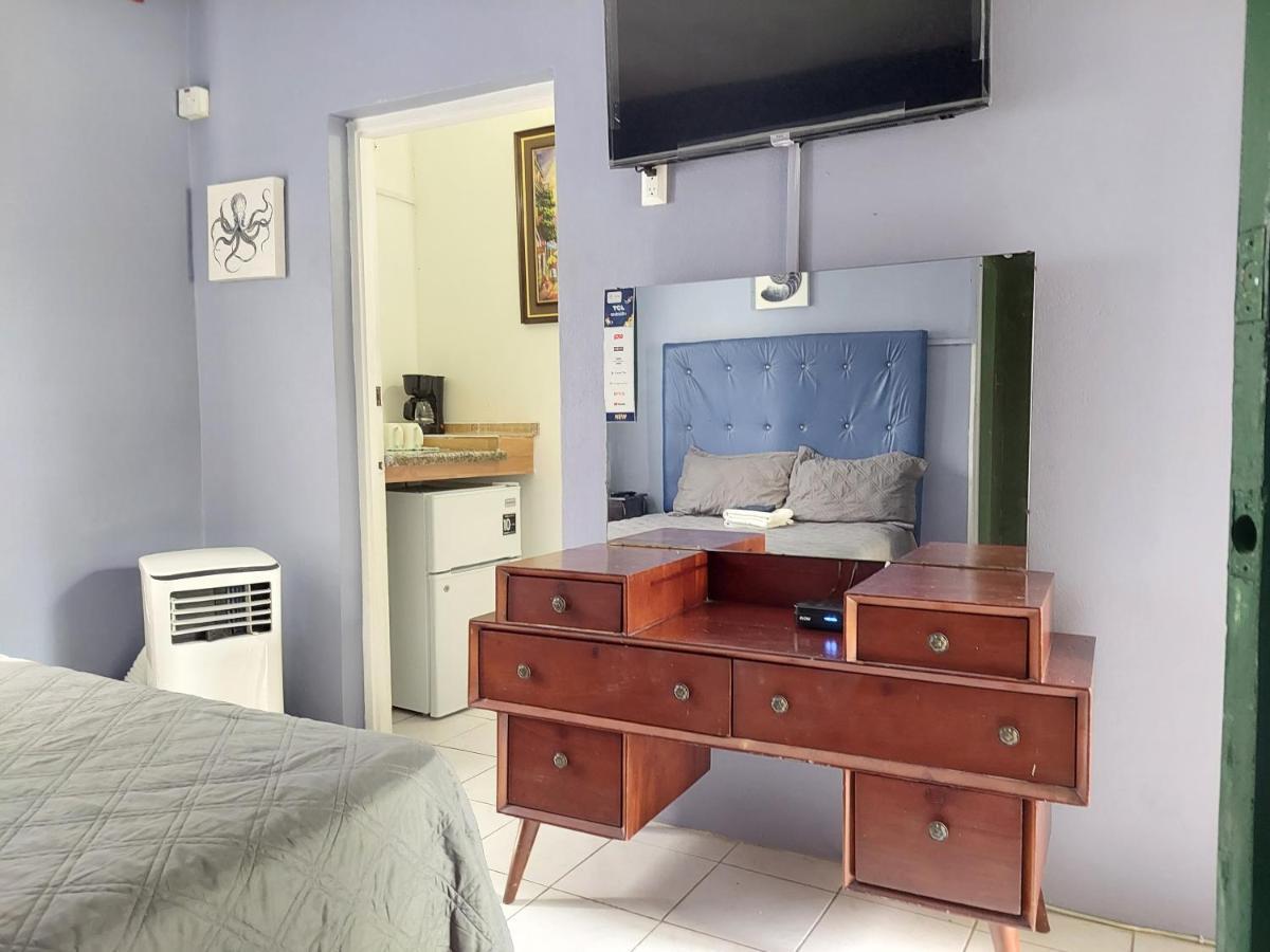 Dancehall Hostel Kingston Bagian luar foto