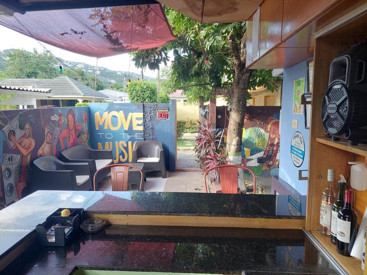 Dancehall Hostel Kingston Bagian luar foto
