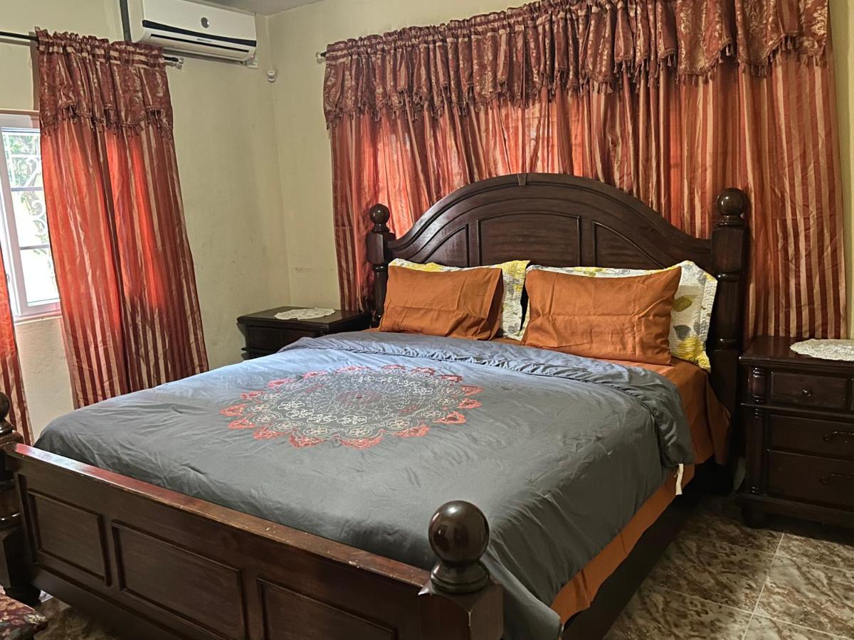 Dancehall Hostel Kingston Bagian luar foto