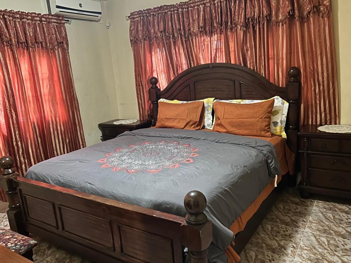 Dancehall Hostel Kingston Bagian luar foto