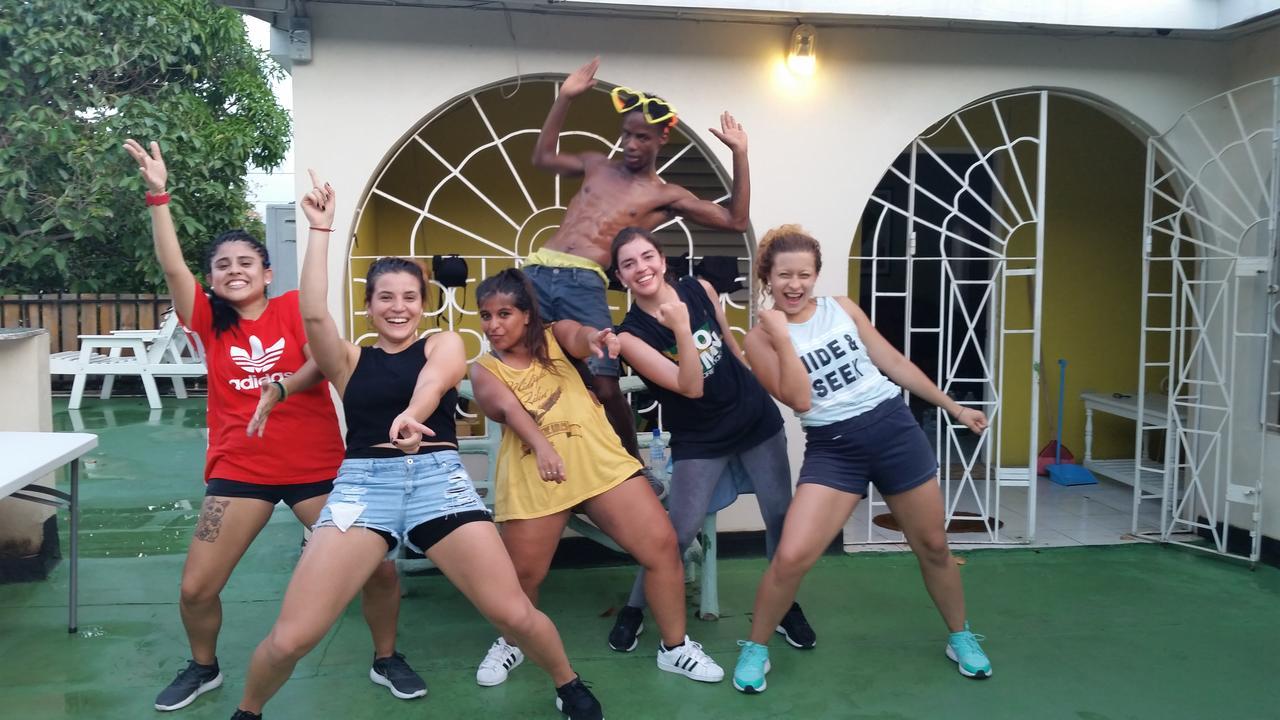 Dancehall Hostel Kingston Bagian luar foto